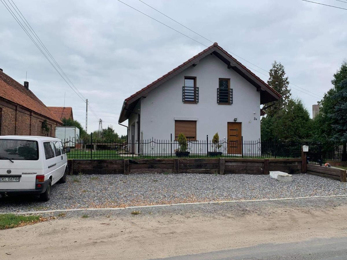 Vmax-Auto Kwatery/Hostel Pokoje Tranzytowe Wroblowice エクステリア 写真